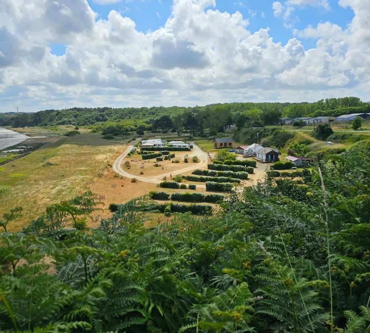 Camping Village Nature D'O Hillion Campsite